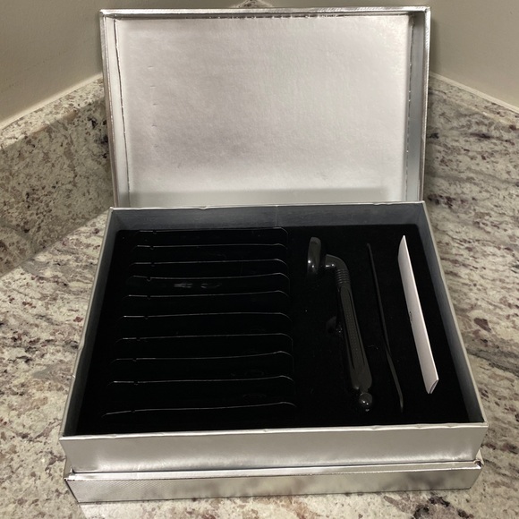 🆕 PURE COSMETICS RECHARGE & RENEW MAGNETIC MASK! - Picture 2 of 6